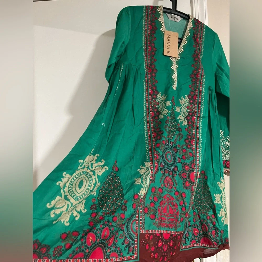 Pakistani designer Maria.B lawn dress NWT - Picture 5 of 7